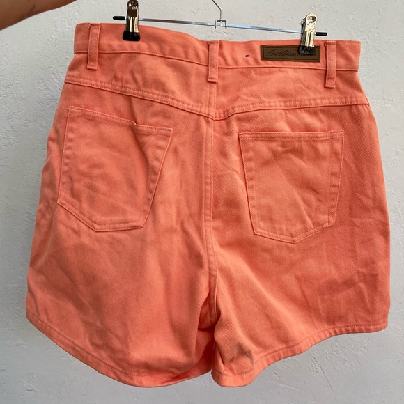 High waisted vintage denim shorts - Picture 2 of 4